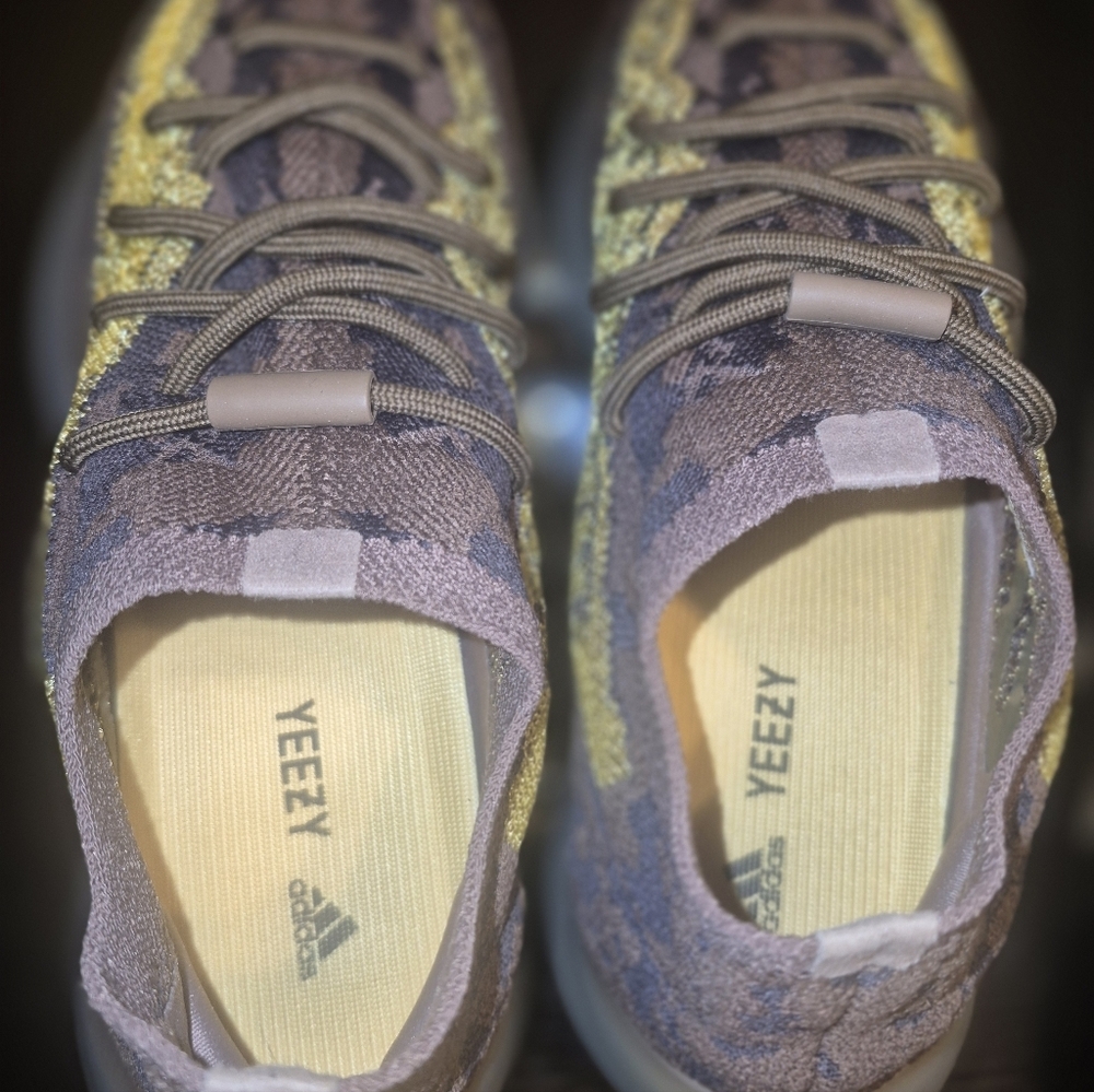 adidas Yeezy Boost 380 “LMNTE” - Picture 6 of 9